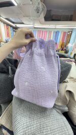 🇰🇷韓國手工製造 小清新<br>水桶包‣蝴蝶結/月亮星星/小雛菊/小朵花/愛心/櫻桃(黑)/櫻桃(白)：圖片 4